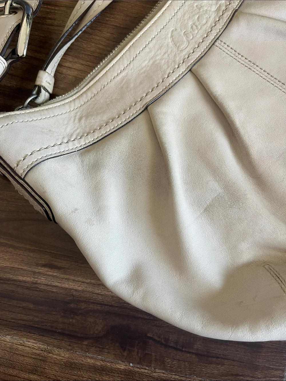 Authentic Coach White Ivory Leather Shoulder Bag with Silver Buckle